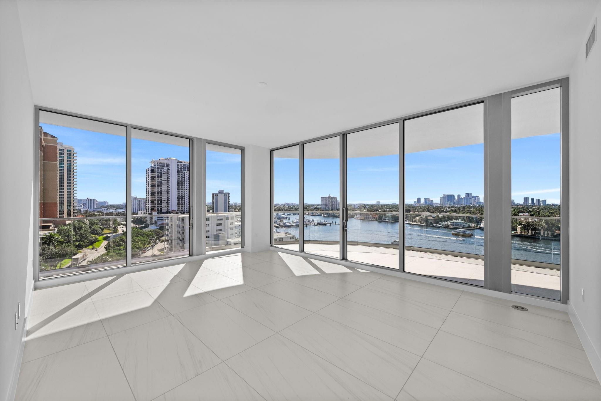 SELENE OCEANFRONT RESIDEN - Residential