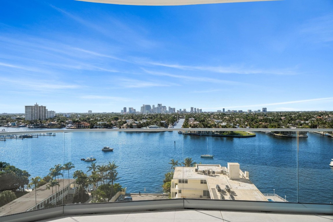 153 N Seabreeze Boulevard 802-S