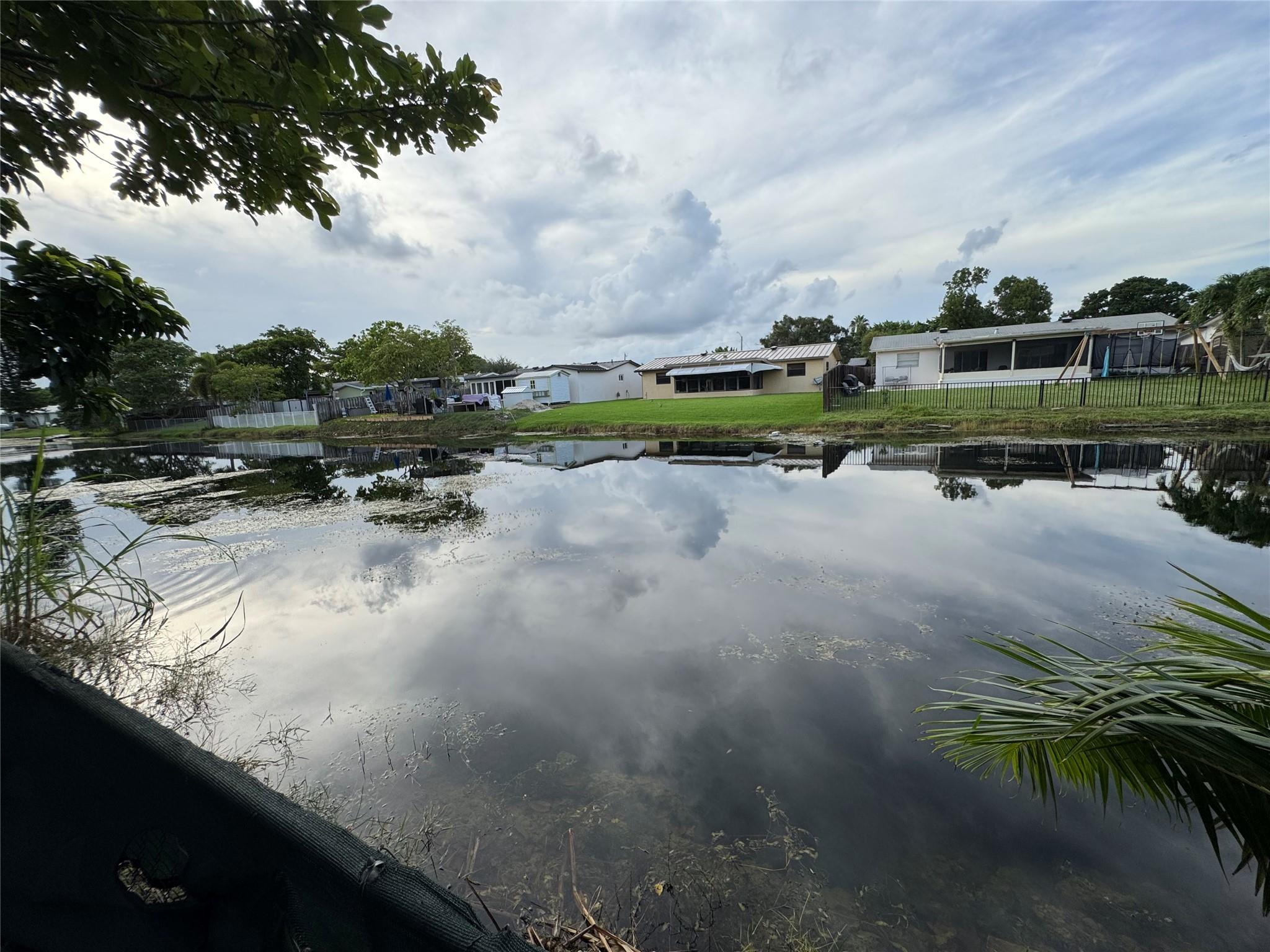 Sunrise Golf Village Sec - Residential Lease