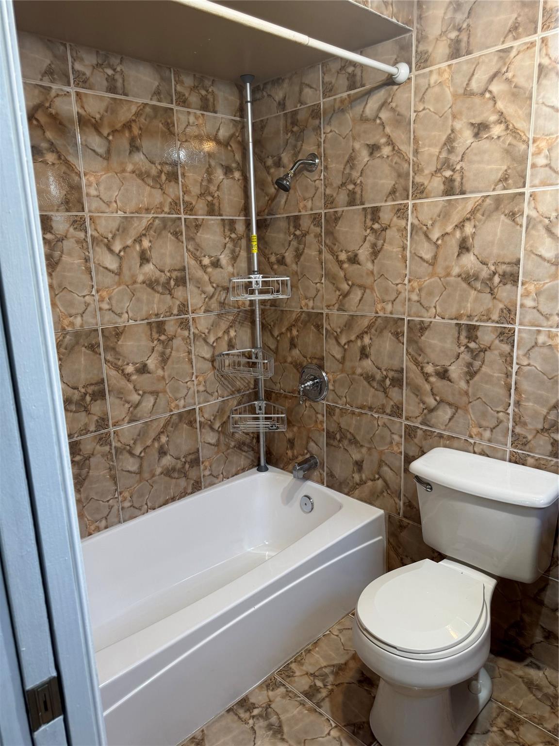 Sunrise Golf Village Sec - Residential Lease