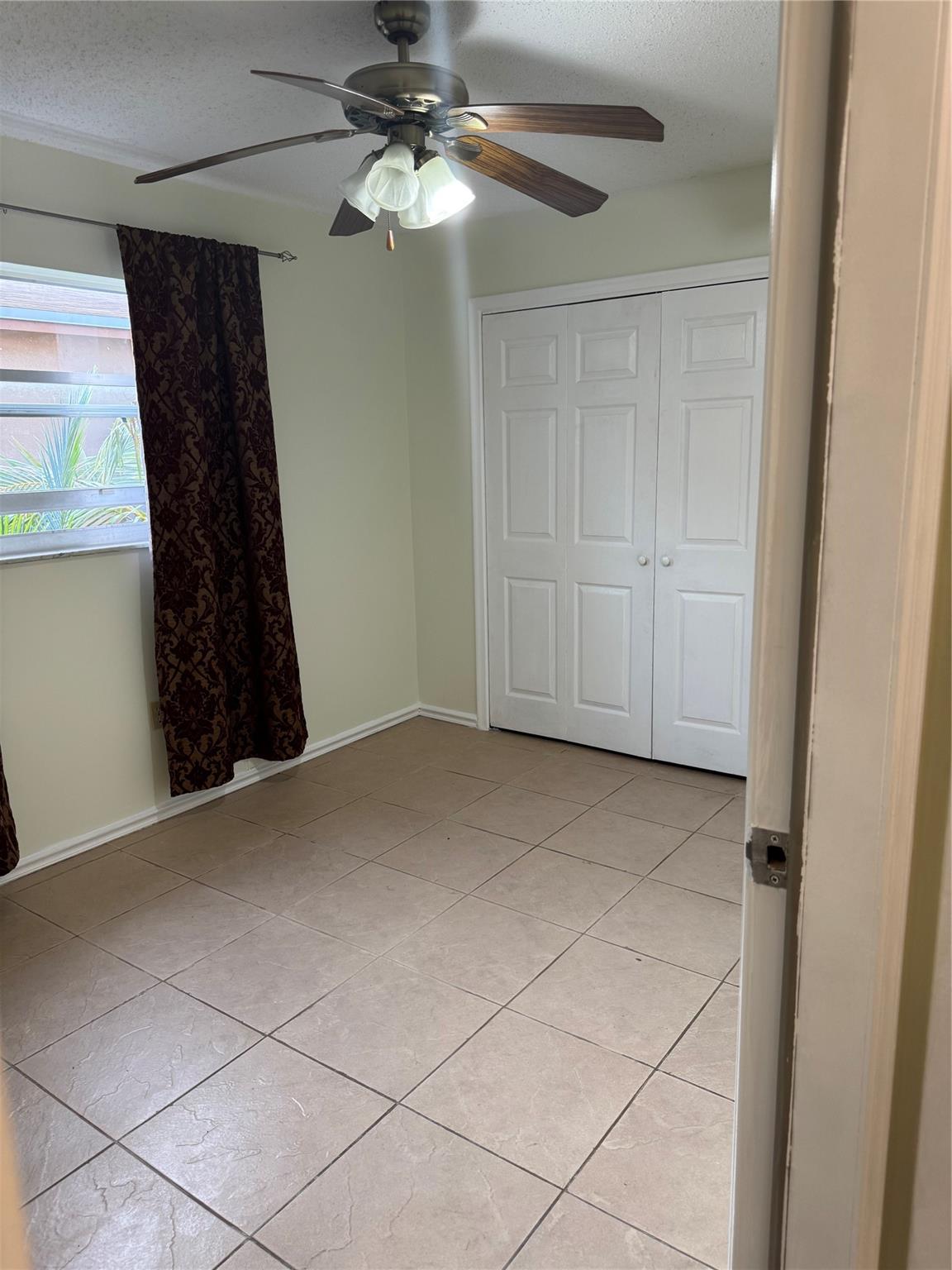 Sunrise Golf Village Sec - Residential Lease