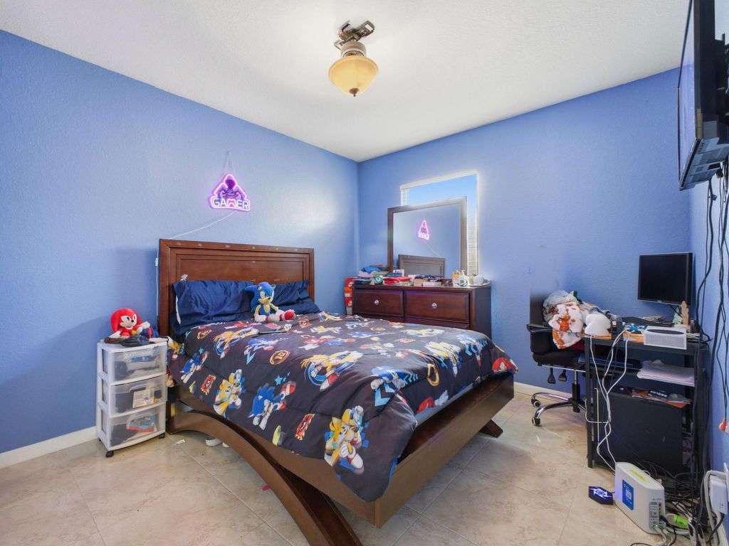 Photo of 113 SE 3rd Avenue, Boynton Beach, FL 33435 (MLS # B26033048)