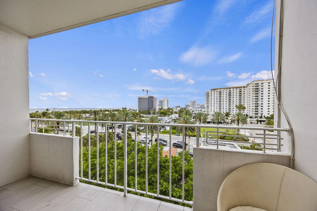 Photo of 2900 Banyan Street #601, Fort Lauderdale, FL 33316 (MLS # B26018265)