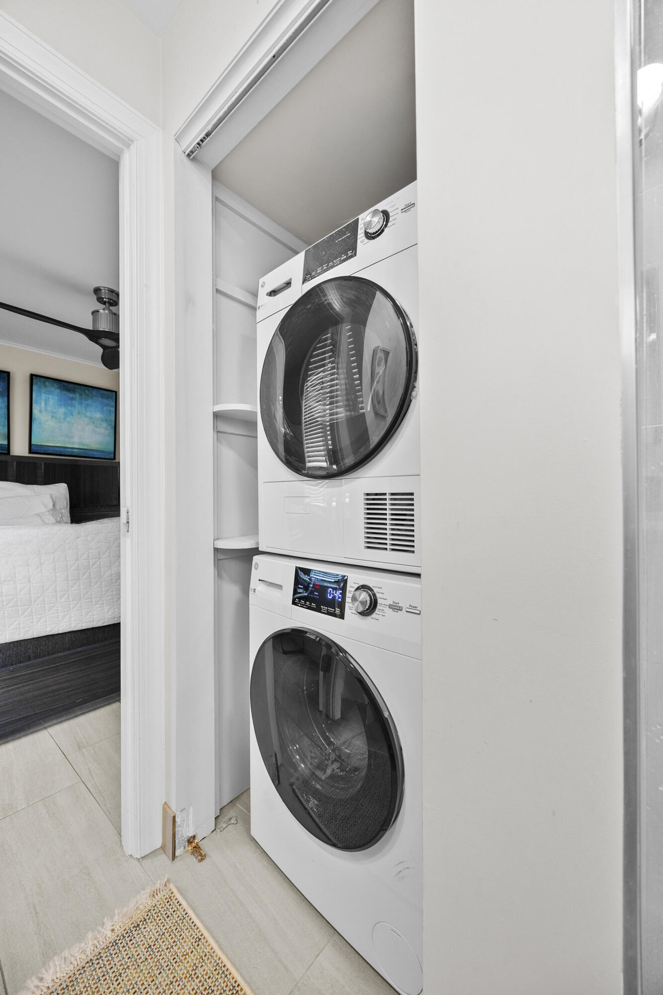 Leisure Beach South - Residential Lease