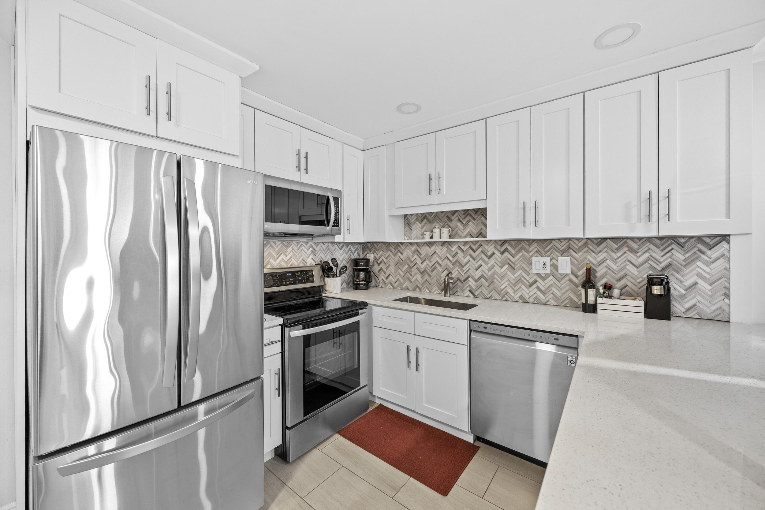 Leisure Beach South - Residential Lease
