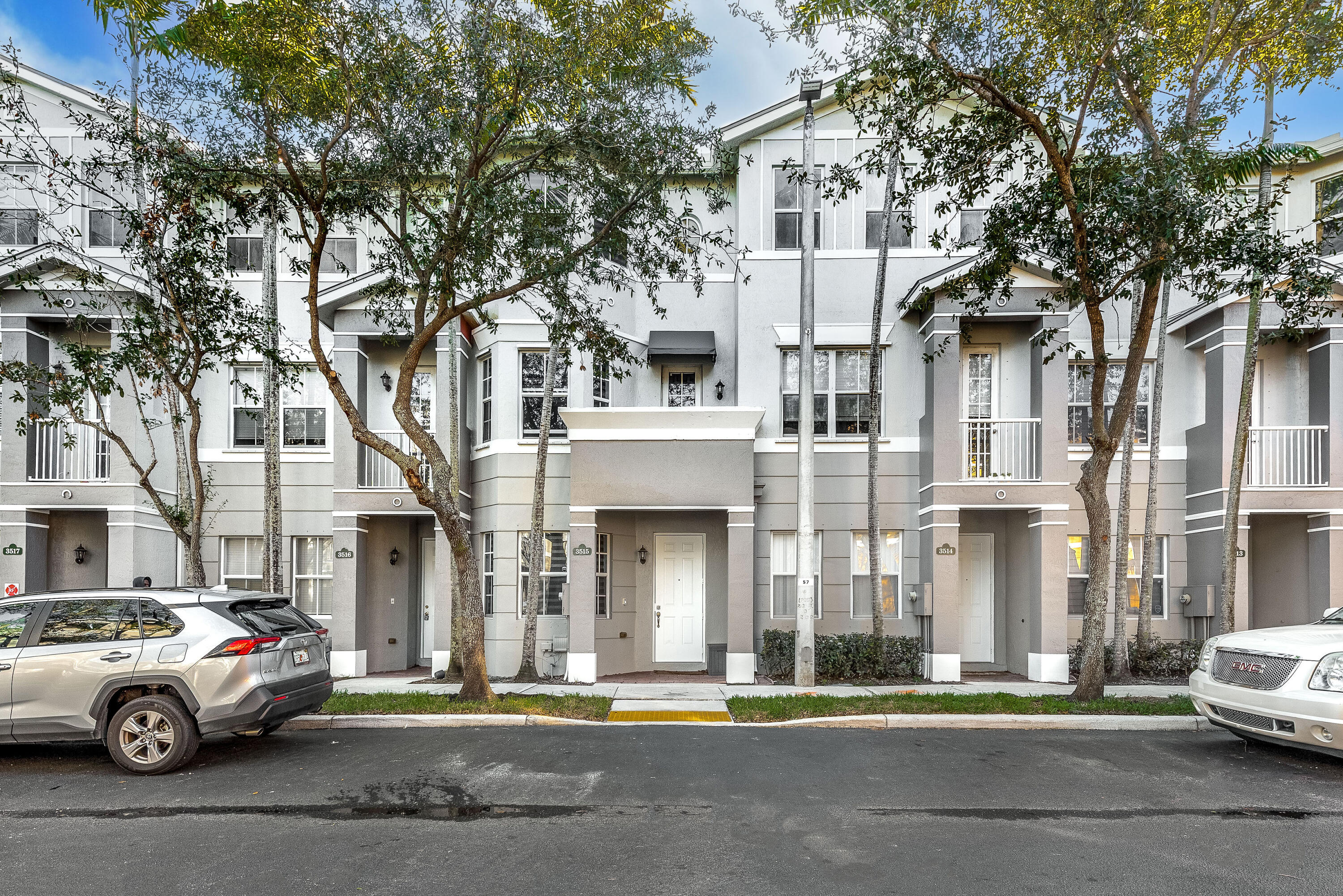 SHOMA TOWNHOMES AT ROYAL PALM BEACH CONDO - Residential