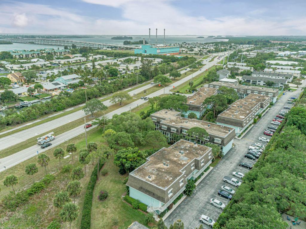 PINETREE VILLAGE - Residential