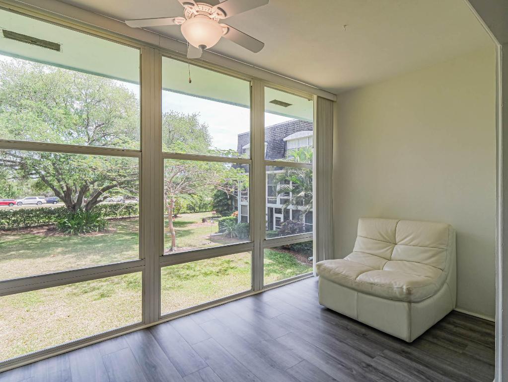 PINETREE VILLAGE - Residential