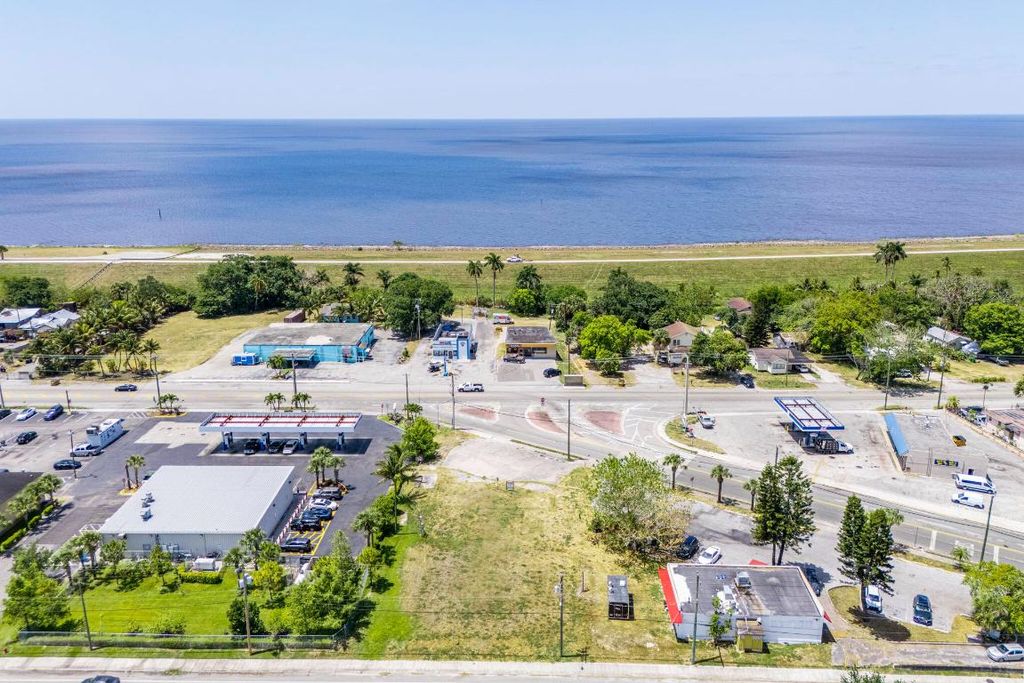 Photo of 700 Larrimore Road, Pahokee, FL 33476 (MLS # R11143435)