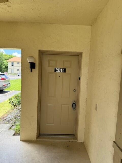 SHERWOOD VILLAGE CONDO - Residential Lease