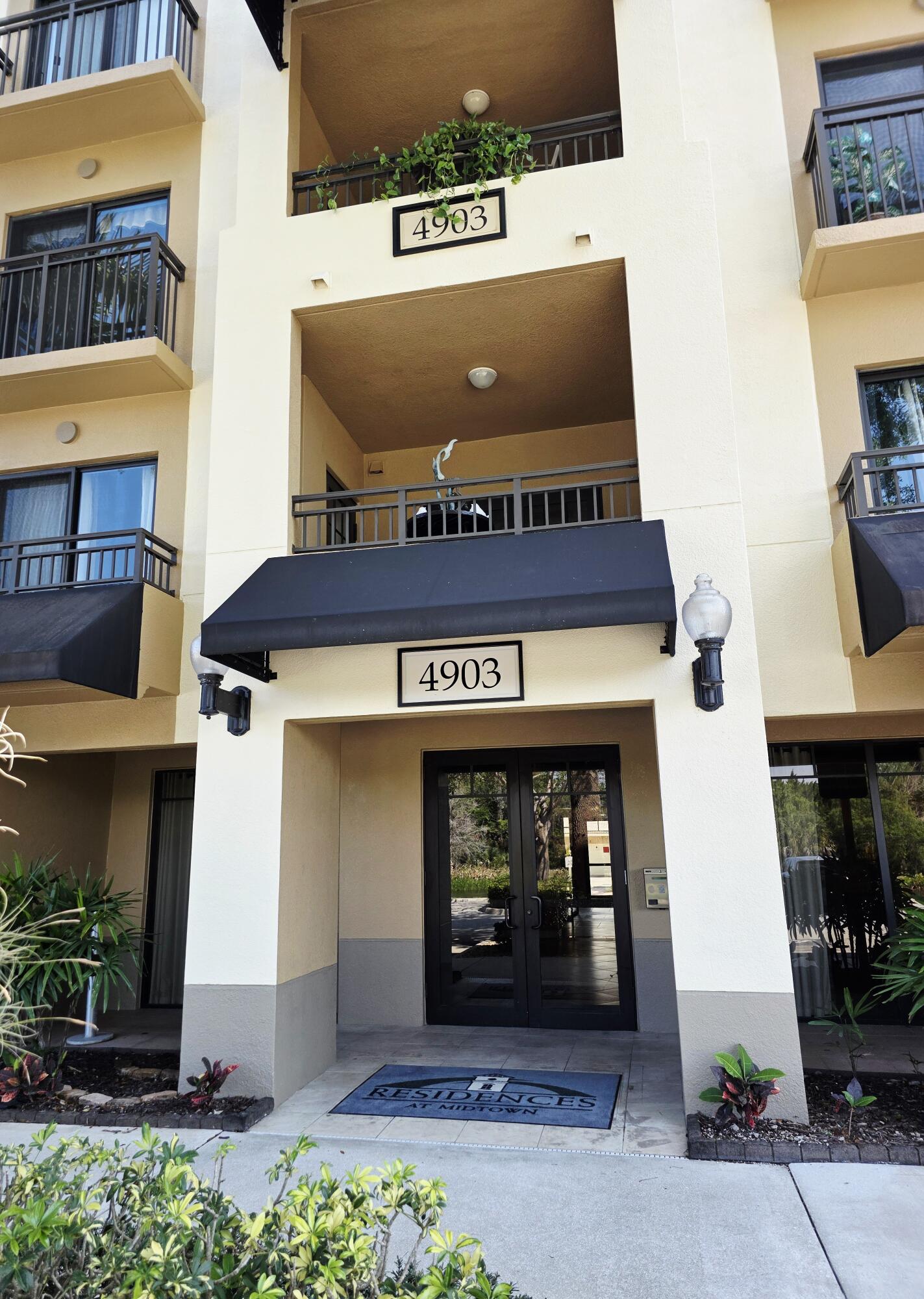 RESIDENCES AT MIDTOWN CONDO - Residential Lease