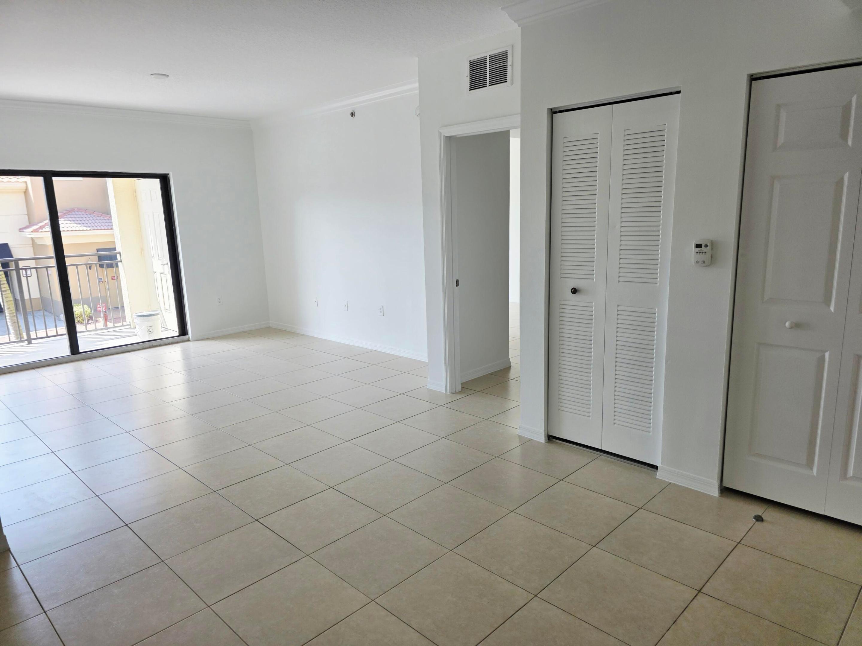 RESIDENCES AT MIDTOWN CONDO - Residential Lease