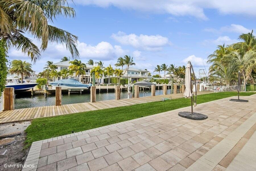 HILLSBORO ISLES - Residential Lease