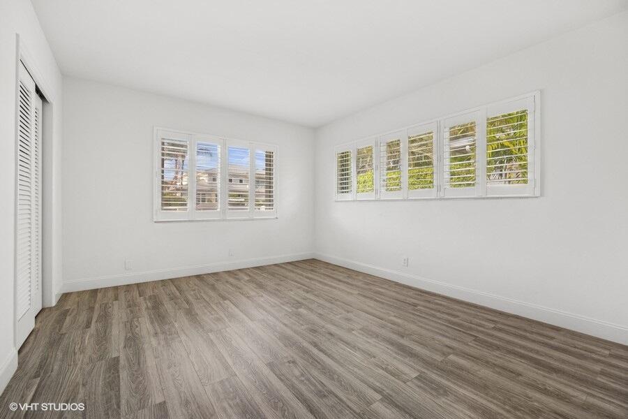 HILLSBORO ISLES - Residential Lease