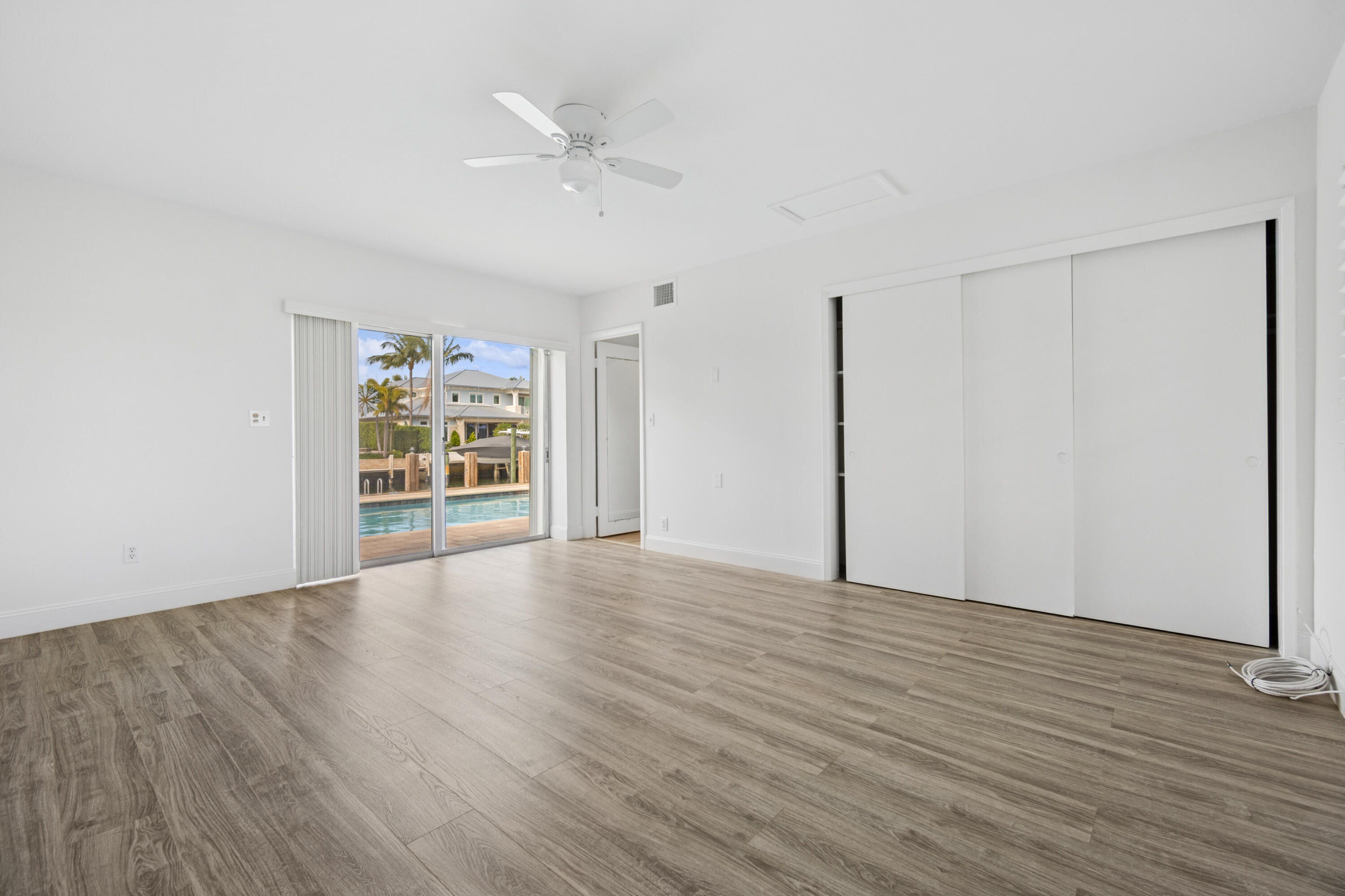 HILLSBORO ISLES - Residential Lease