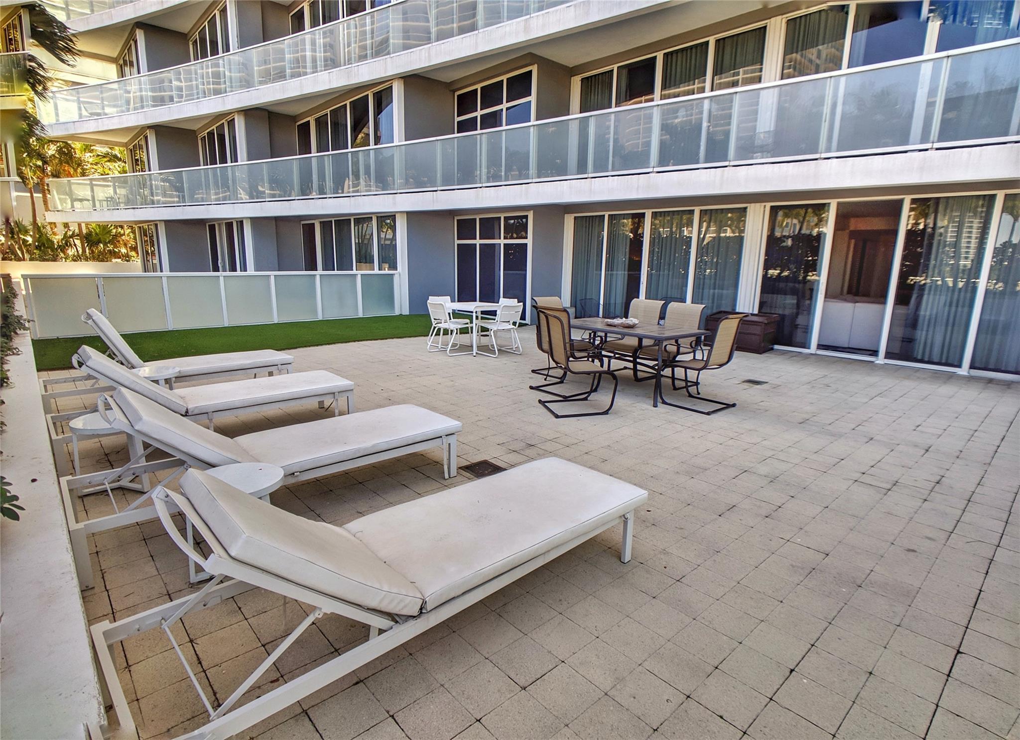 3101 Bayshore Dr 506