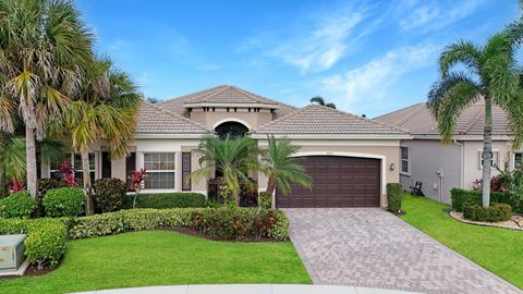 Single Family Residence in Boynton Beach FL 9692 Dovetree Isle Drive.jpg