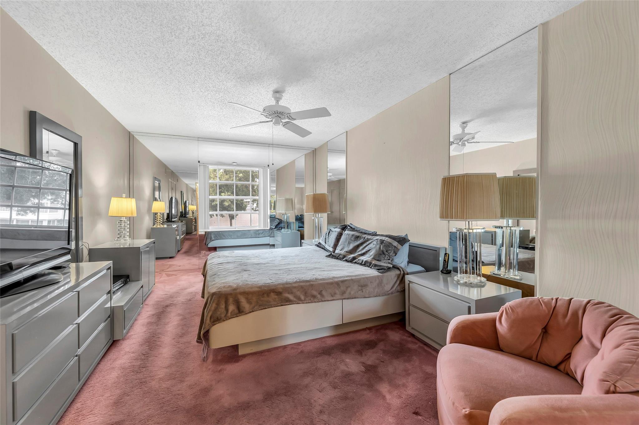 Bay Colony Club - Residential