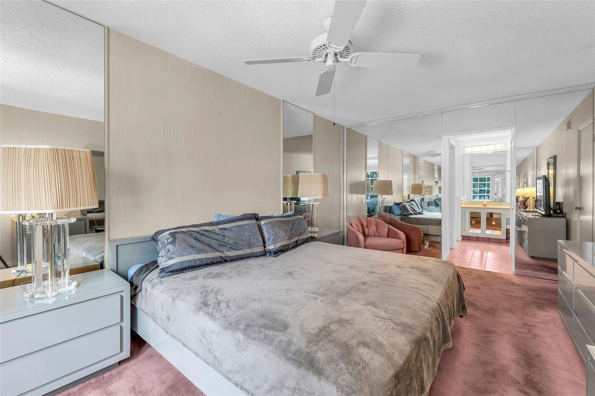 Bay Colony Club - Residential