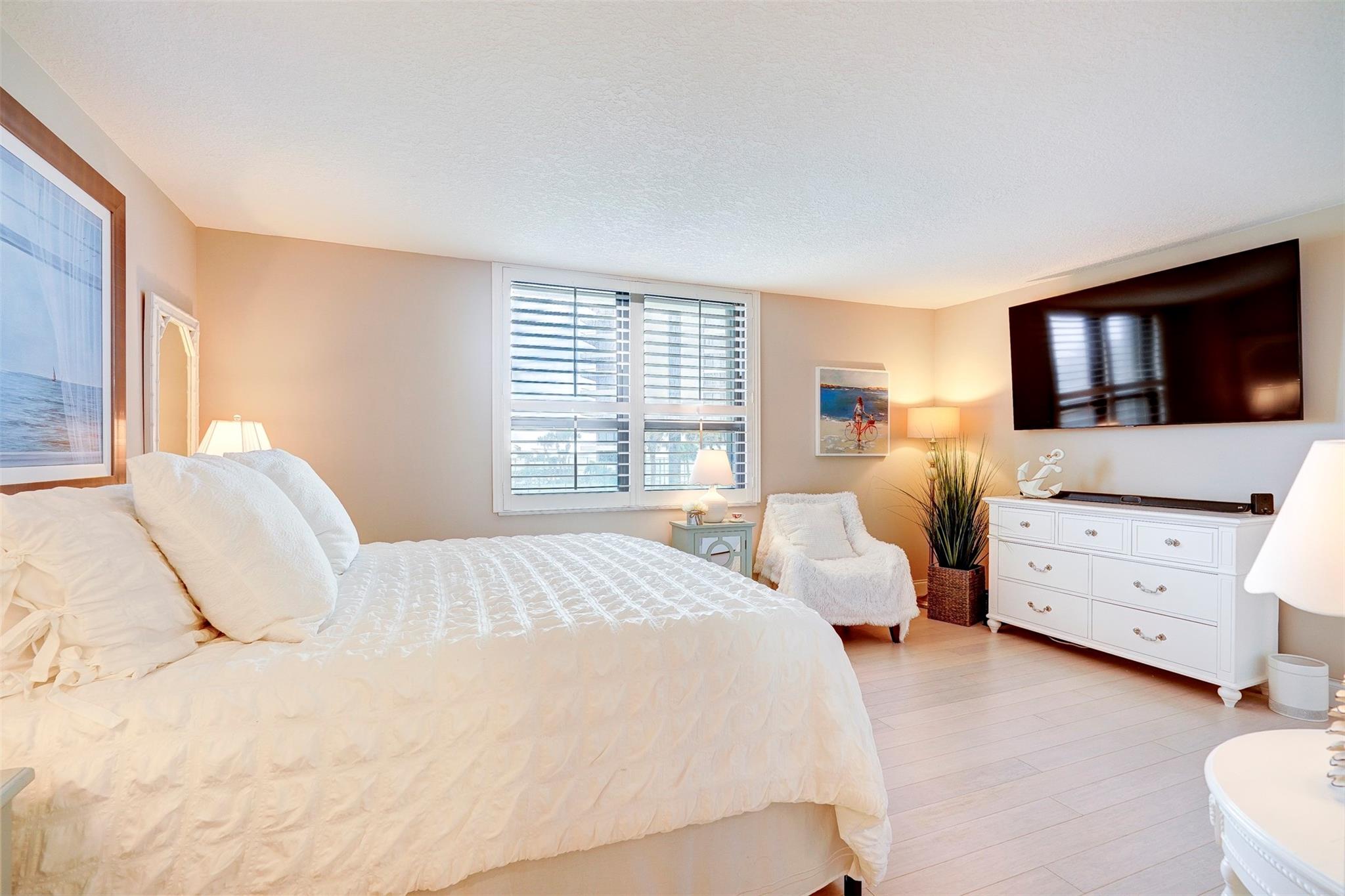 Dunes Towers Condo A & B - Residential Lease