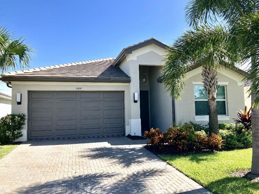 Photo of 11414 SW Willow Ln Ln, Port Saint Lucie, FL 34987 (MLS # F10345518)
