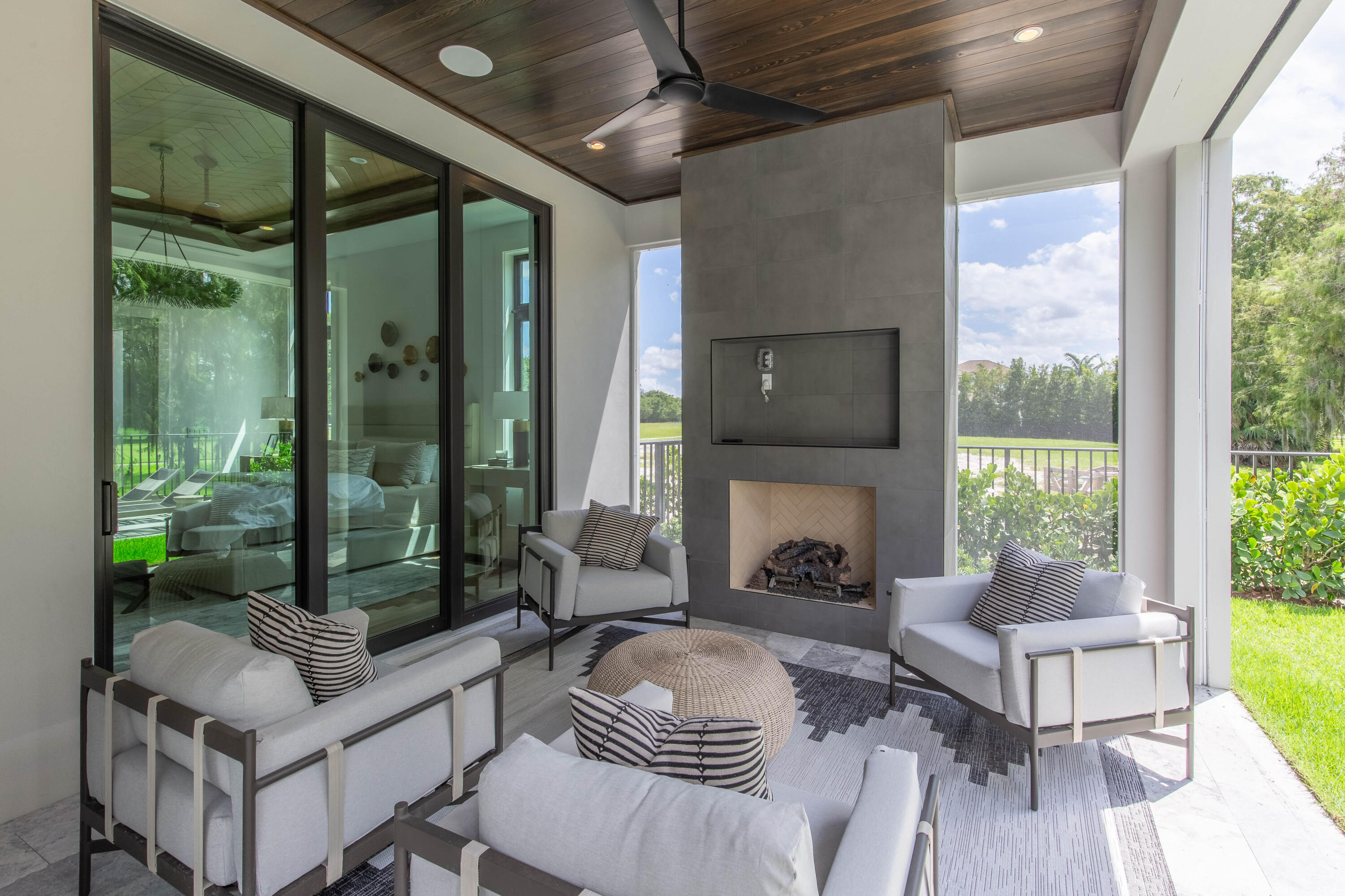 BLUE CYPRESS REPL AT PALM - Residential