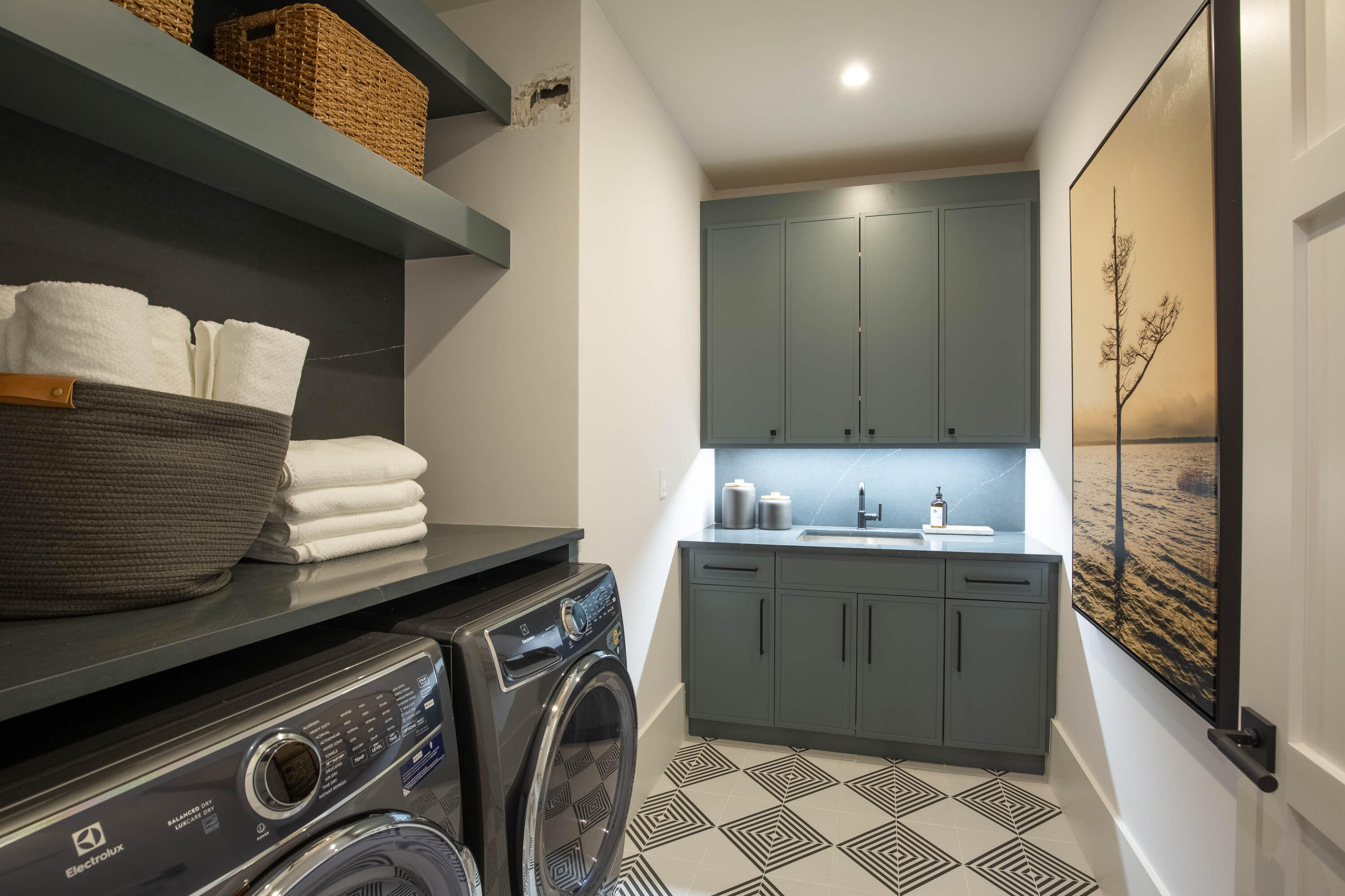 BLUE CYPRESS REPL AT PALM - Residential