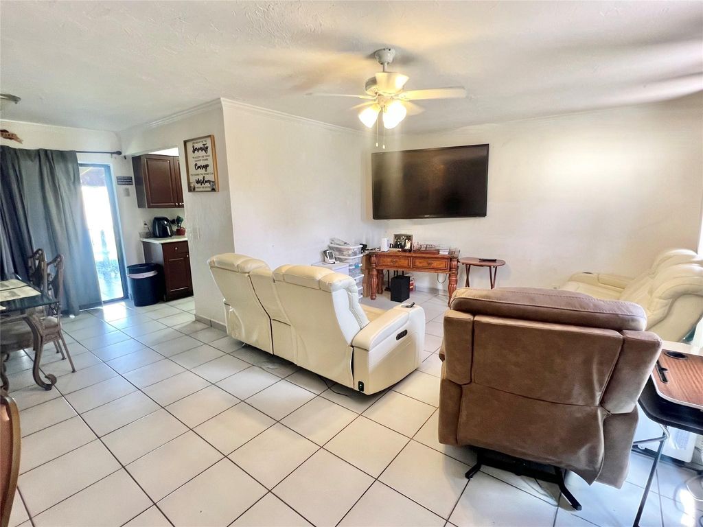 Photo of 5751 SW 54th Avenue, Davie, FL 33314 (MLS # F10520099)