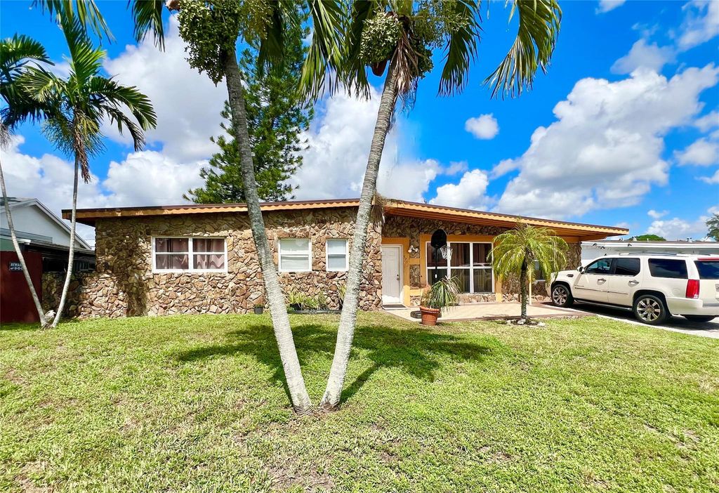 Photo of 5751 SW 54th Avenue, Davie, FL 33314 (MLS # F10520099)