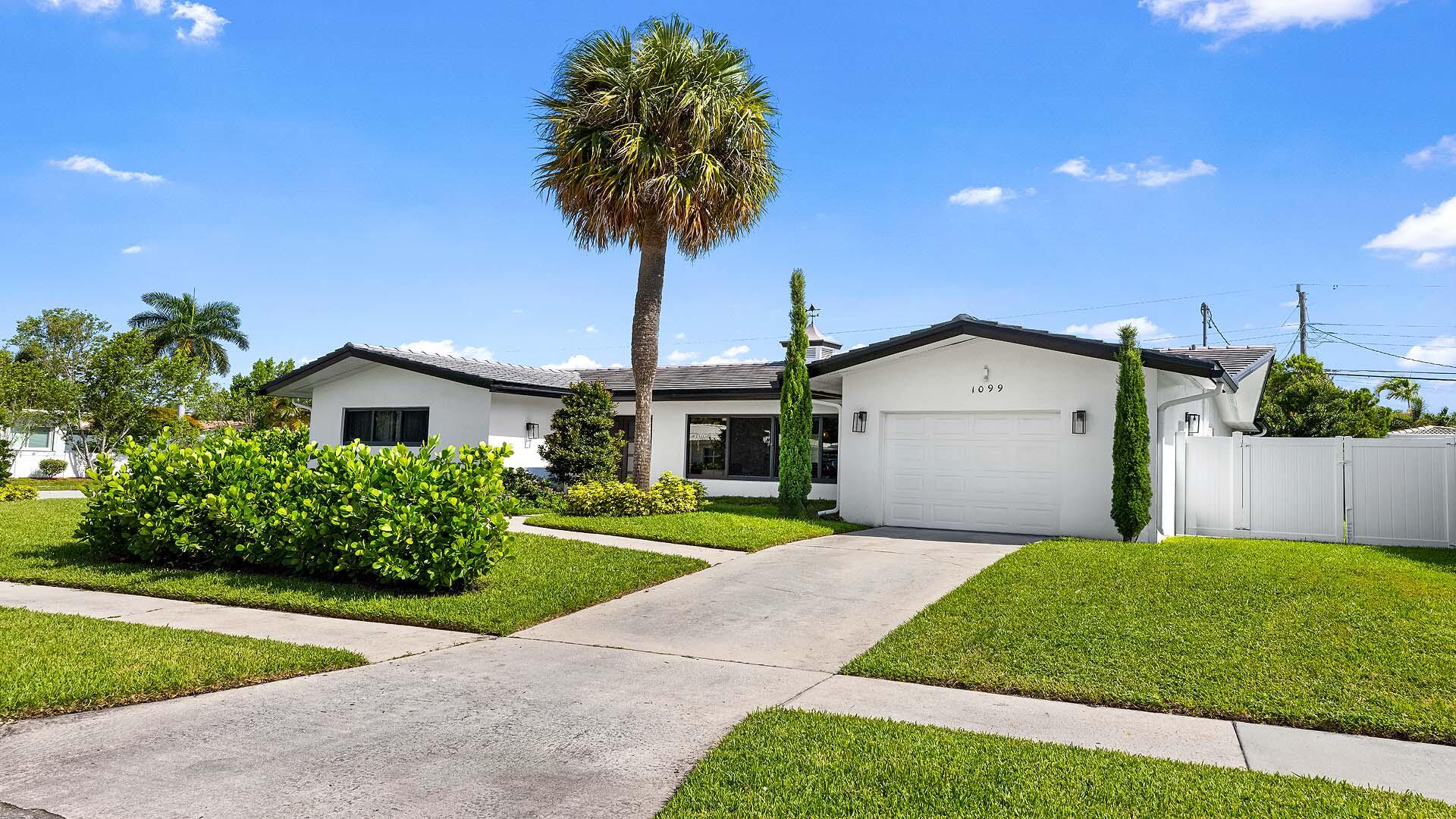 1099 SW 12th Street, Boca Raton FL 33486