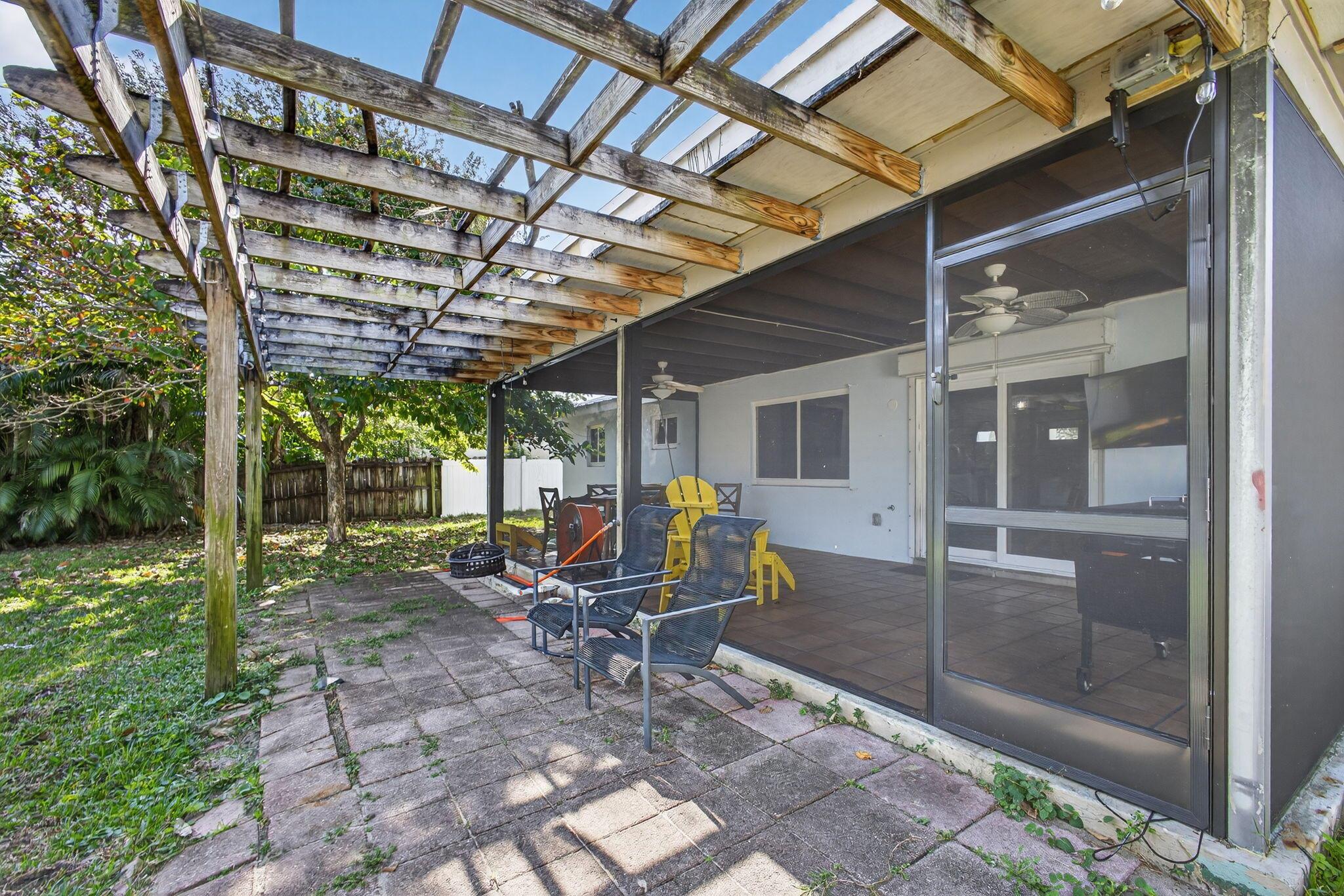 NORTH PALM BEACH VILLAGE - Residential