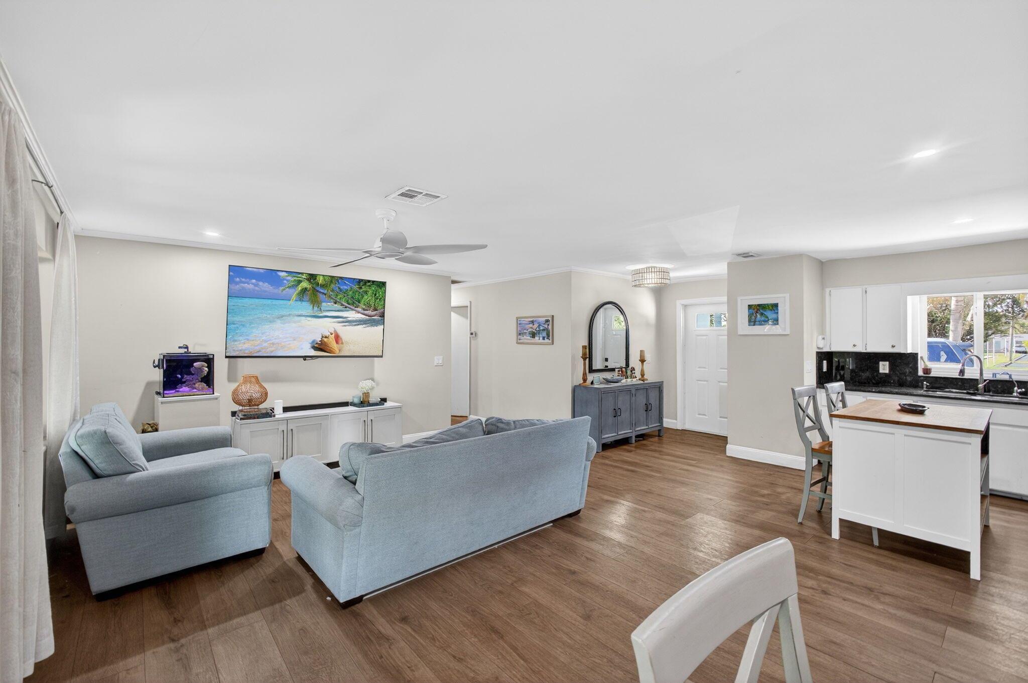 NORTH PALM BEACH VILLAGE - Residential