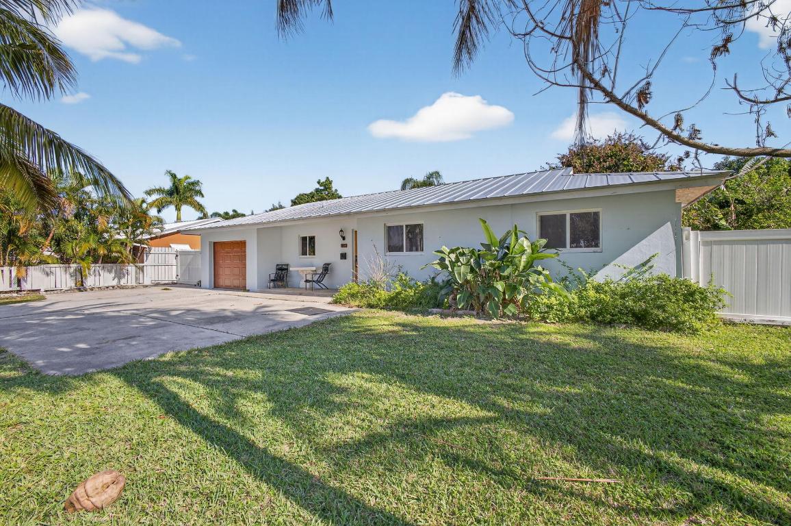 NORTH PALM BEACH VILLAGE OF 6 - Residential