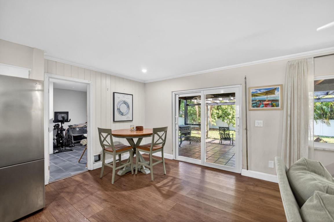 NORTH PALM BEACH VILLAGE OF 6 - Residential