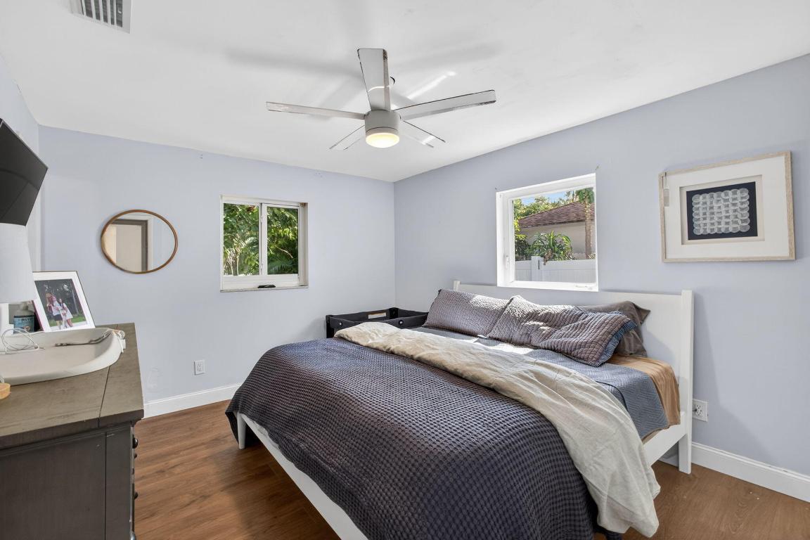 NORTH PALM BEACH VILLAGE OF 6 - Residential