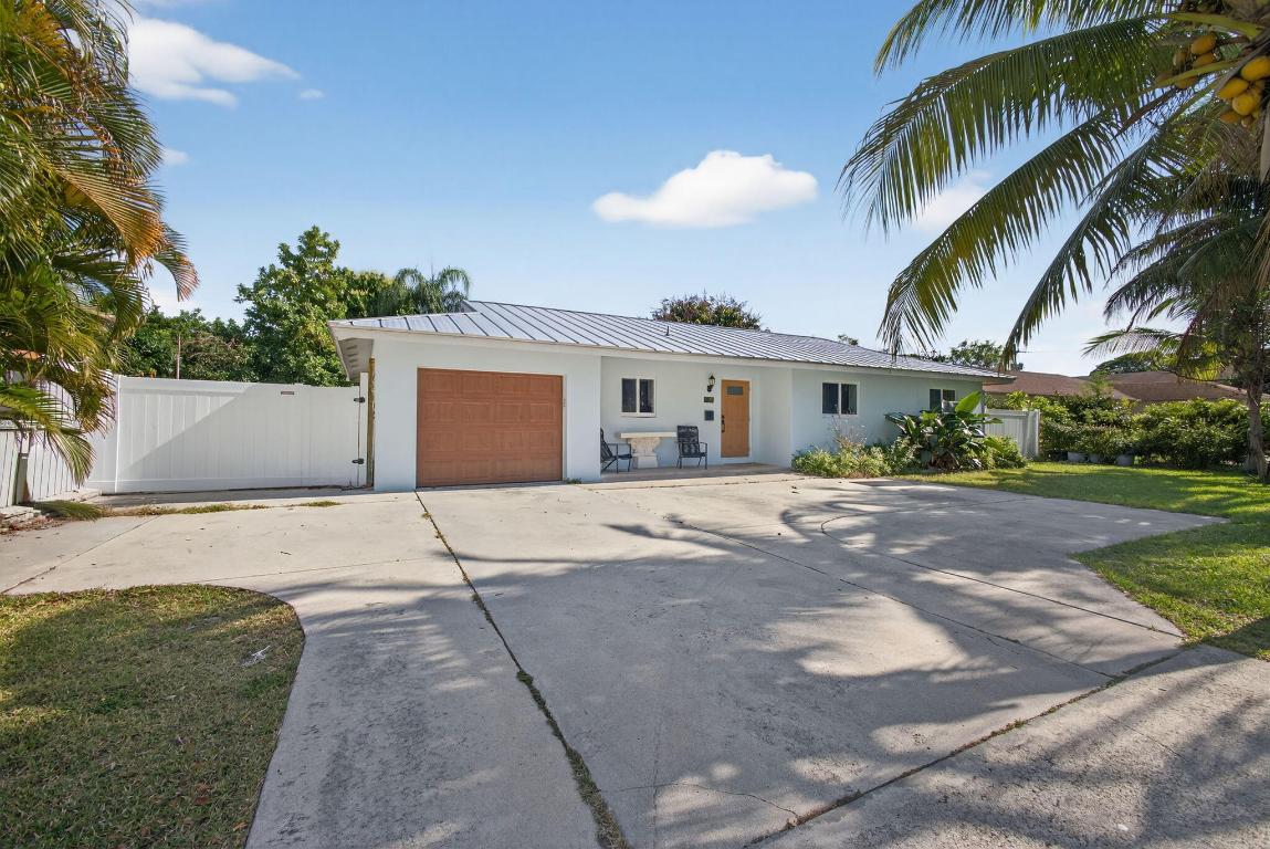 NORTH PALM BEACH VILLAGE OF 6 - Residential