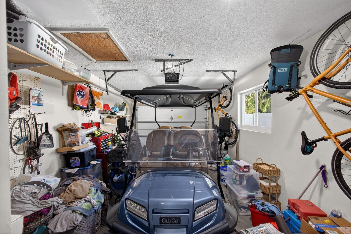 NORTH PALM BEACH VILLAGE OF 6 - Residential