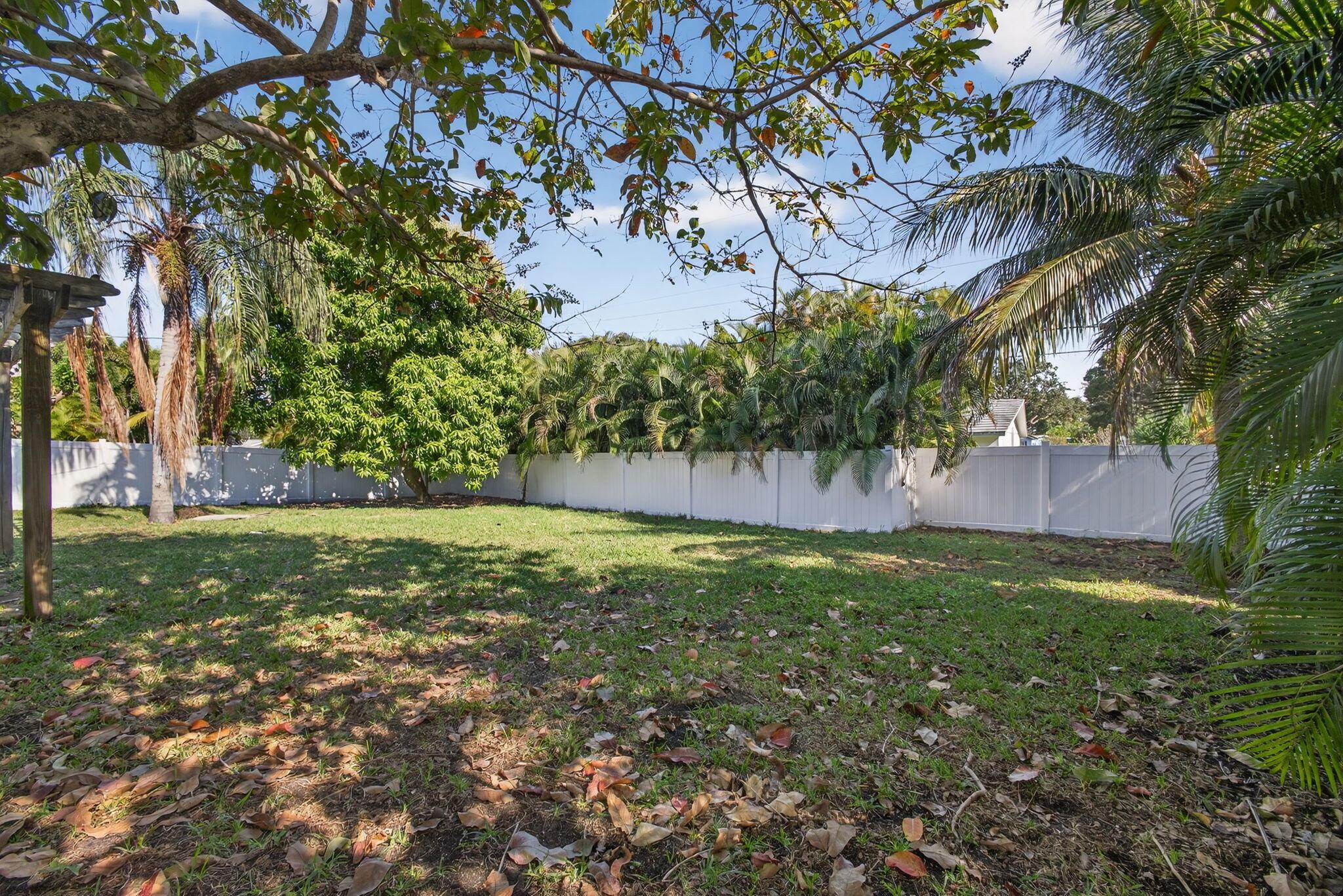 NORTH PALM BEACH VILLAGE - Residential