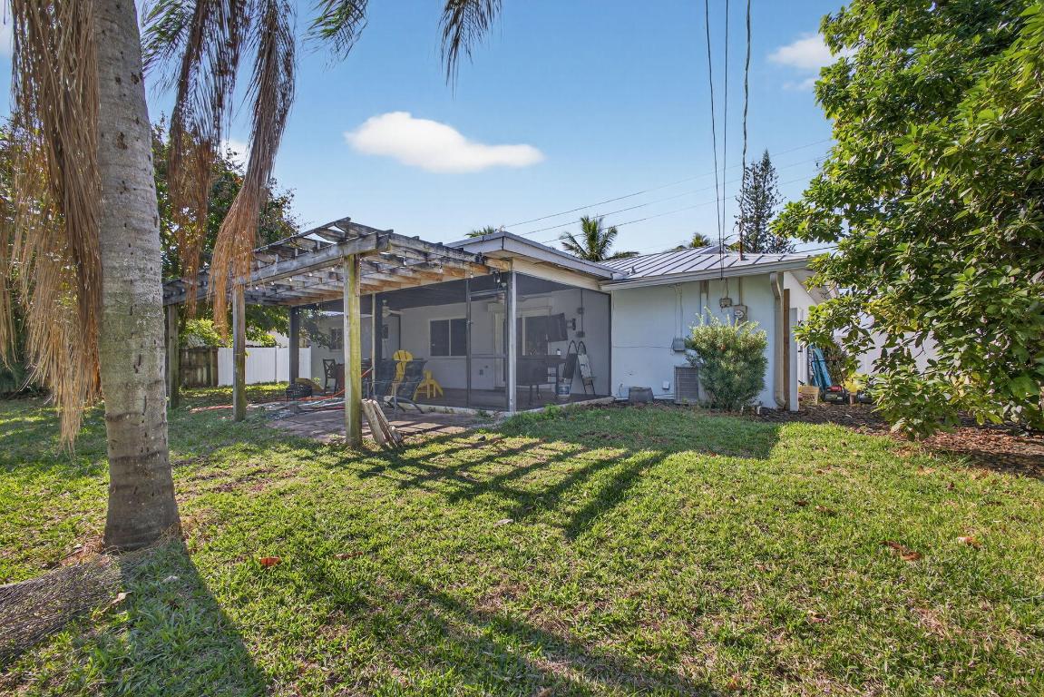 NORTH PALM BEACH VILLAGE OF 6 - Residential