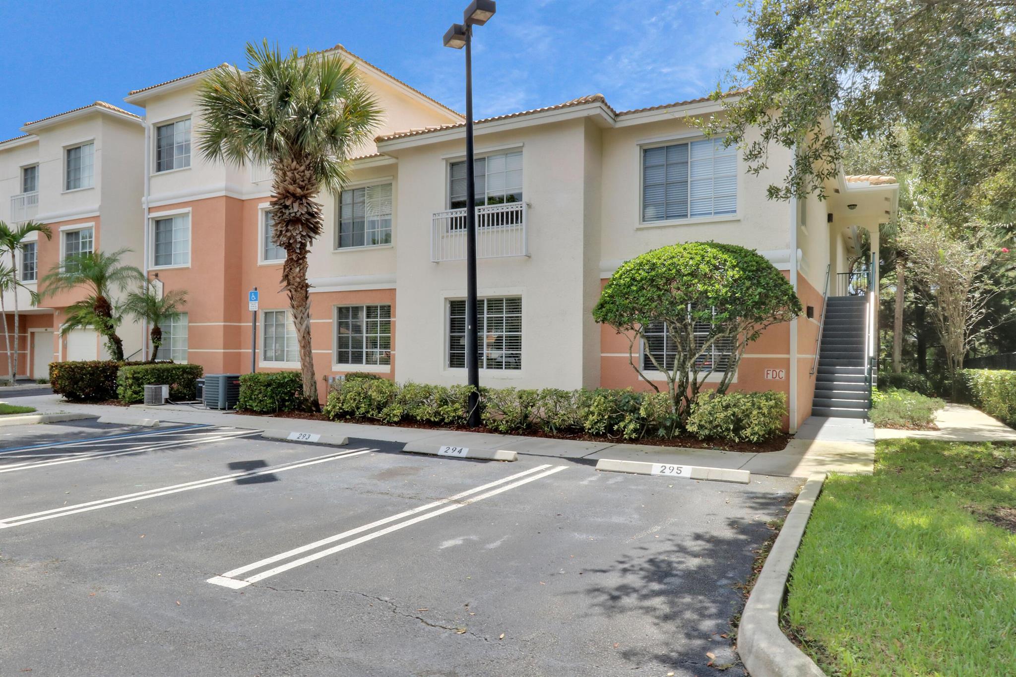 Beautiful 2BR/2BA first-floor corner unit in gated Fiore at the Gardens. Features include wood-look tile floors, granite kitchen countertops, updated primary bath, crown molding, 10 ft ceilings, open floor plan, bonus sunroom/den, laundry room, assigned parking, and hurricane shutters. Available furnished, partially furnished, or unfurnished (mattresses not included). Fiore offers resort-style amenities including pool, clubhouse, fitness center, putting green, and car wash station. Excellent Palm Beach Gardens location near The Gardens Mall, Downtown at the Gardens, Alton Town Center, and just minutes to beaches and I-95. Pet friendly 2 pets up to 25 lbs. each. Minimum 650 credit score for all adult applicants per association rental guidelines.