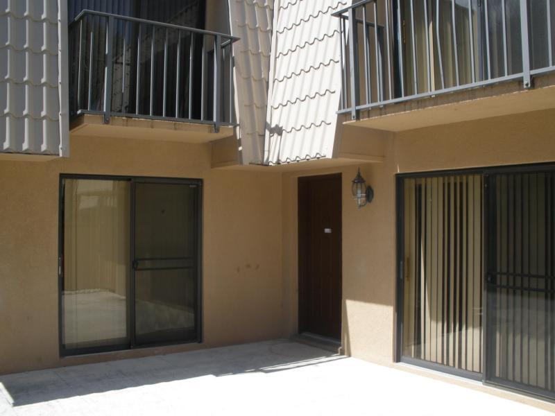 VILLAGE OF SANDALWOOD LAKES SOUTH - Residential Lease