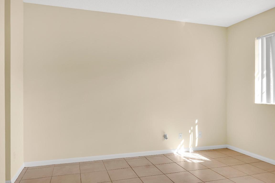 WATERS EDGE AT DEERFIELD CONDO - Residential