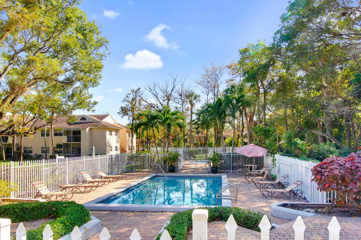 WATERS EDGE AT DEERFIELD CONDO - Residential