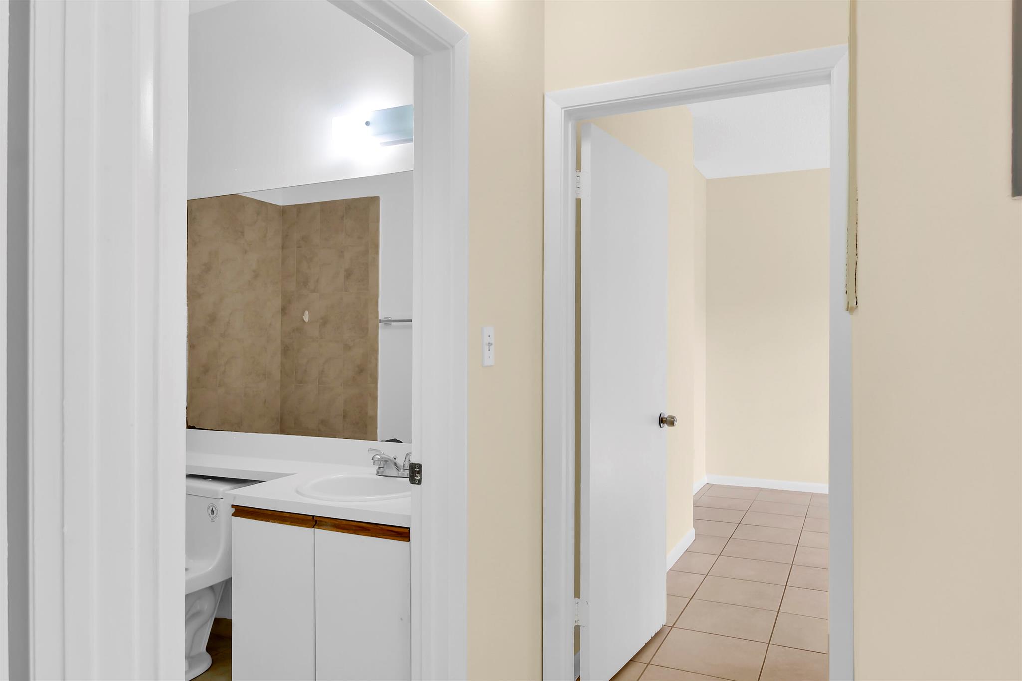 WATERS EDGE AT DEERFIELD - Residential