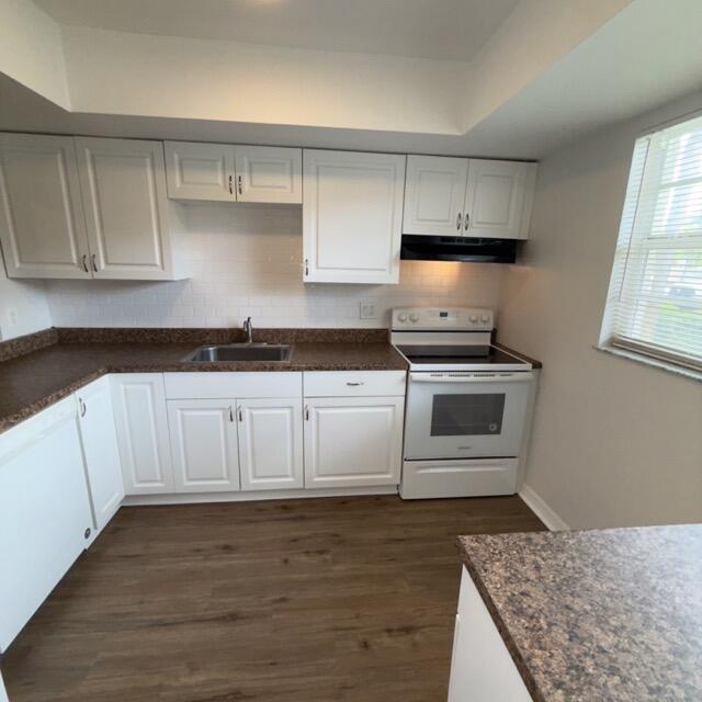 TIERRA VERDE CONDO - Residential Lease
