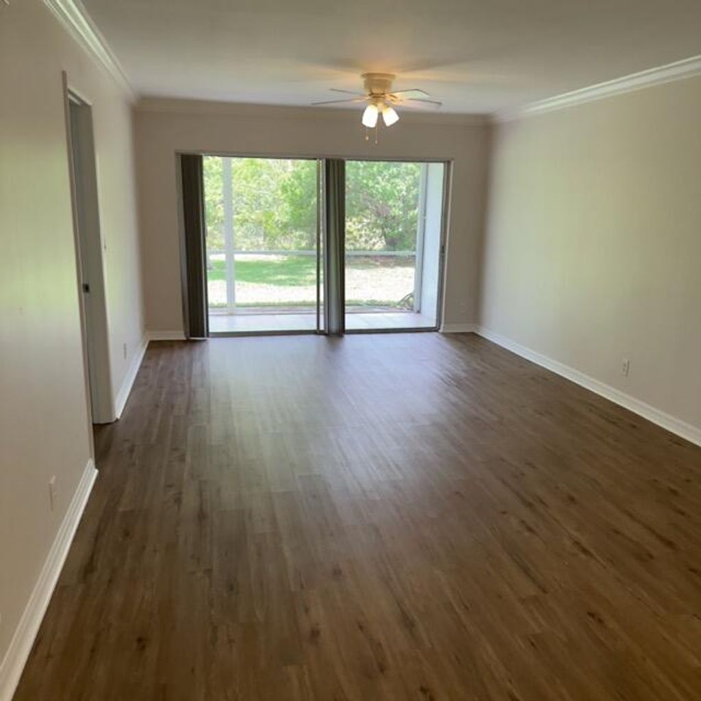 Photo of 1900 S Kanner Hwy Highway #Apt 10 - 102, Stuart, FL 34994 (MLS # B26028758)