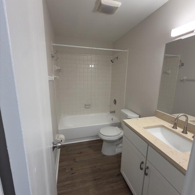 TIERRA VERDE CONDO - Residential Lease