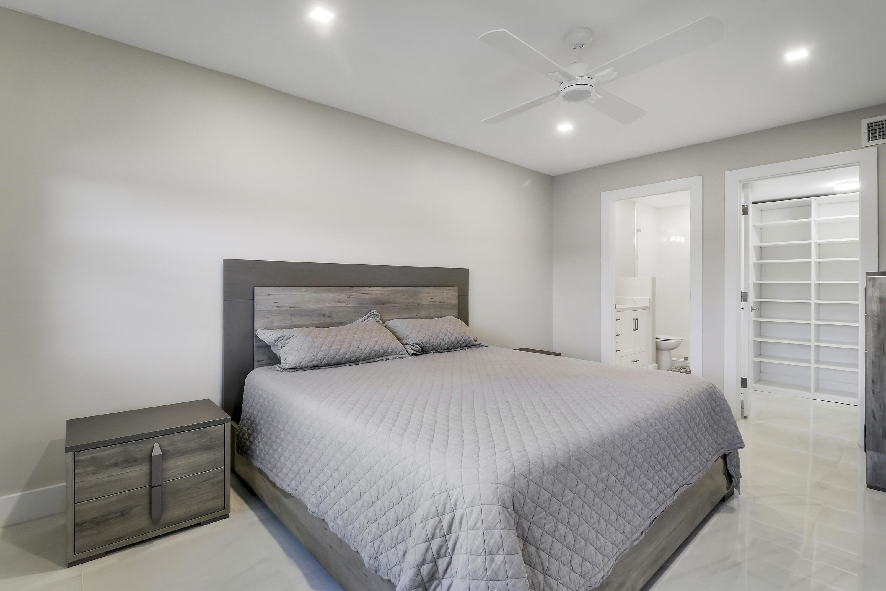 BRIARWOOD CONDO - Residential Lease