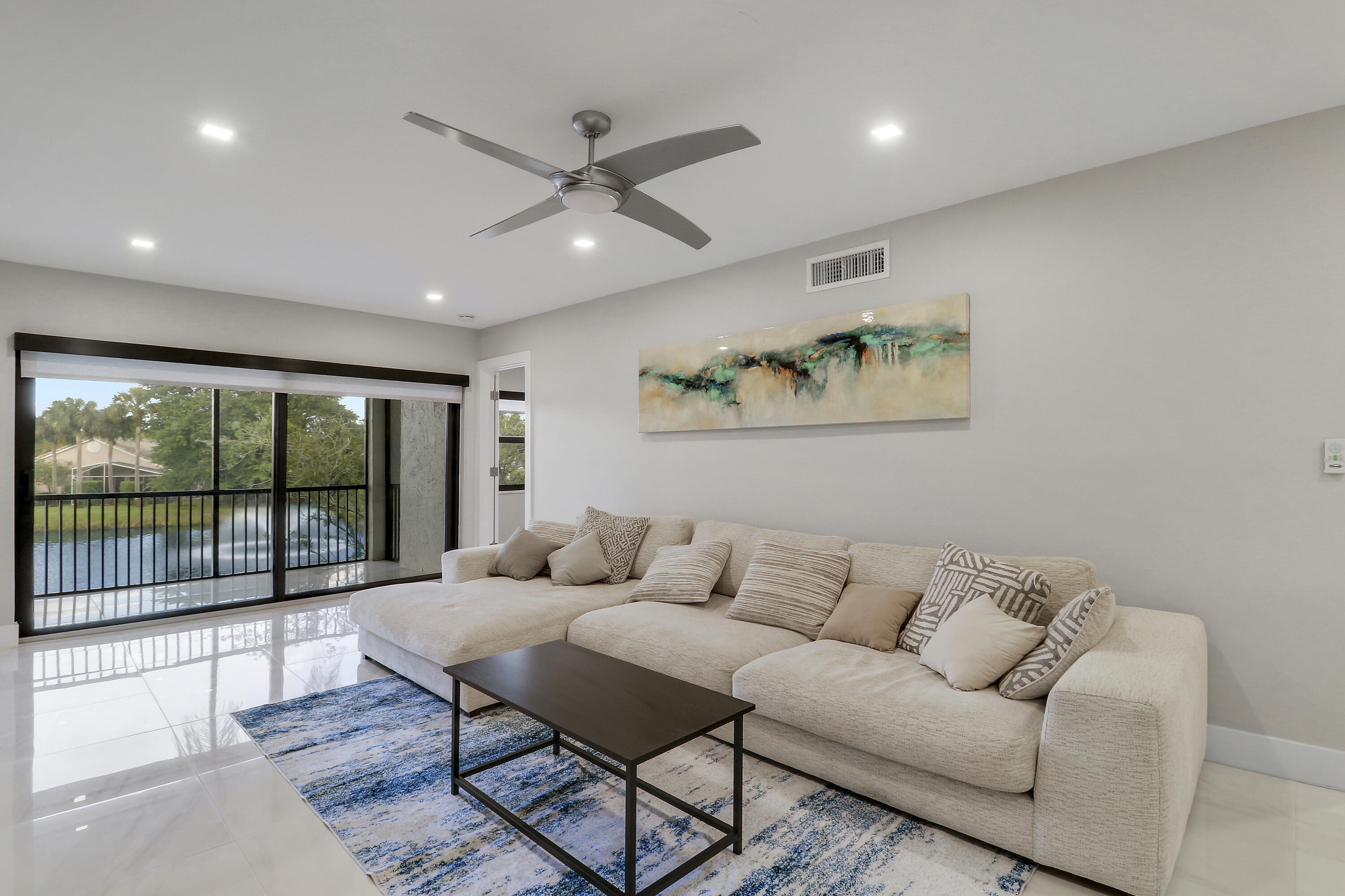 BRIARWOOD CONDO - Residential Lease