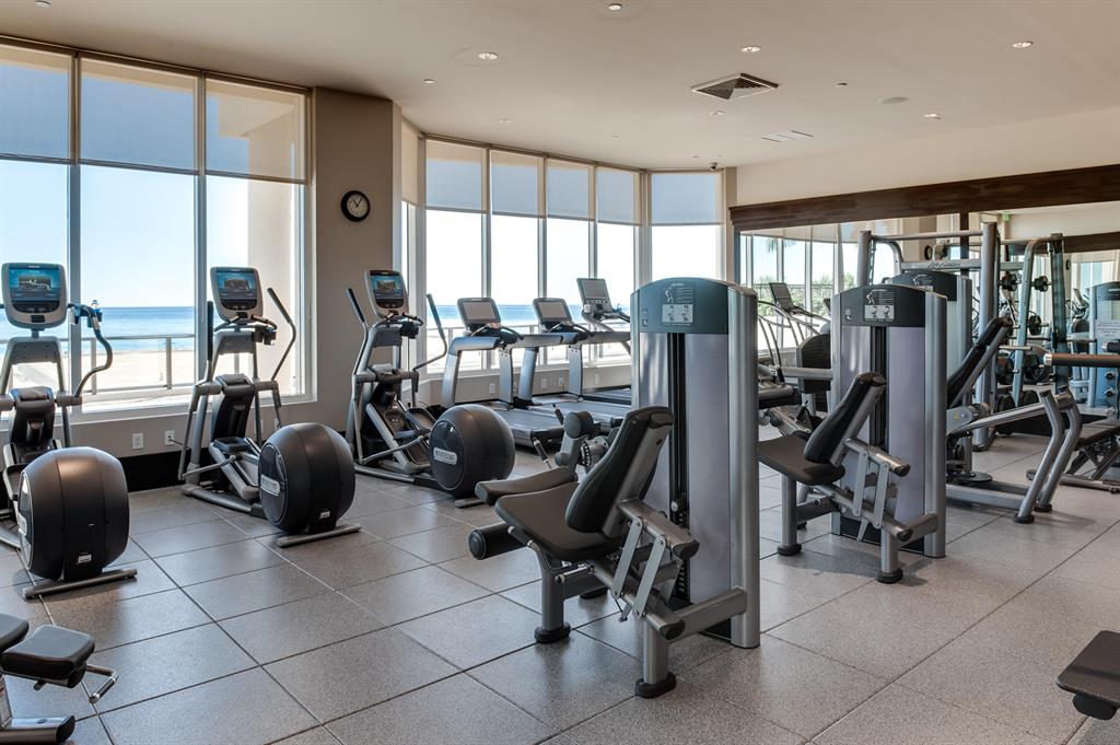 The Ritz-Carlton Residences - Residential